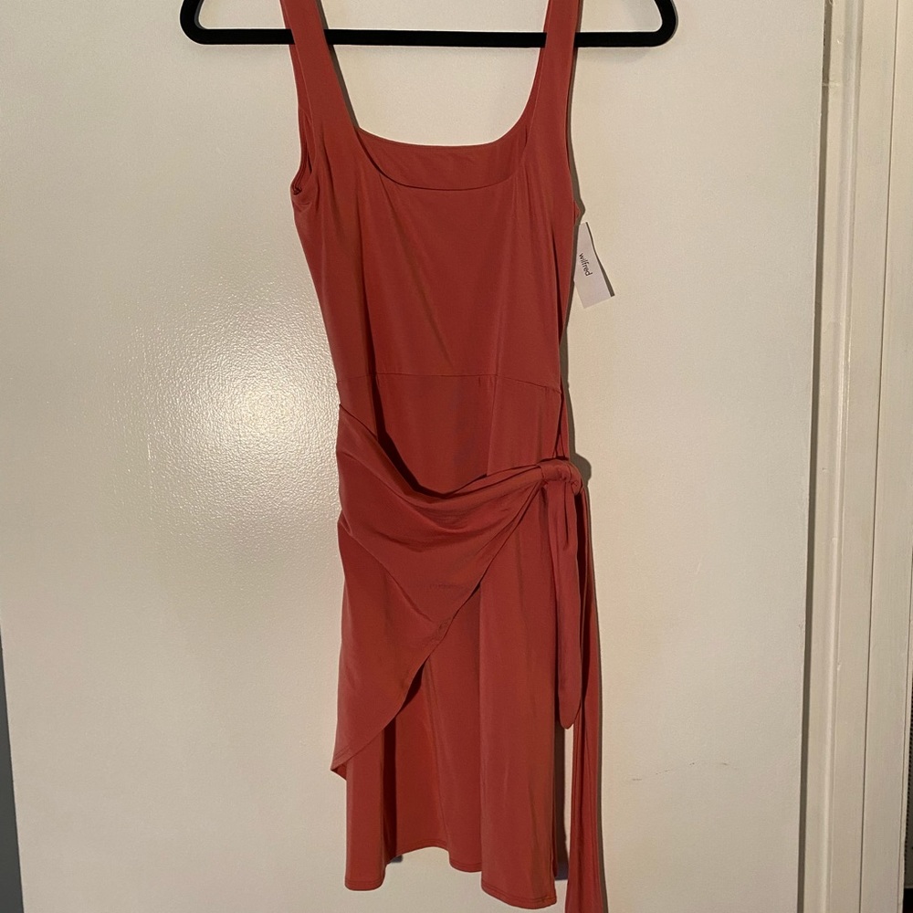 ARTIZIA WILFRED SATURN MINI WRAP DRESS SIZE: SMALL COLOR: SIENNA RED NWT